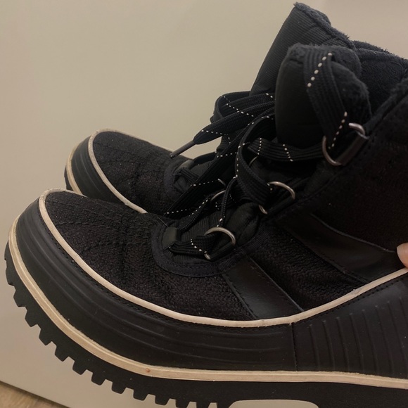 SOREL boots - Picture 5 of 5